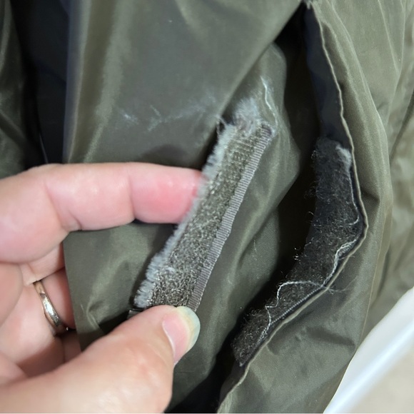 Tommy Hilfiger Men's XL Olive Green Windbreaker Jacket Retro Preppy - Picture 3 of 16